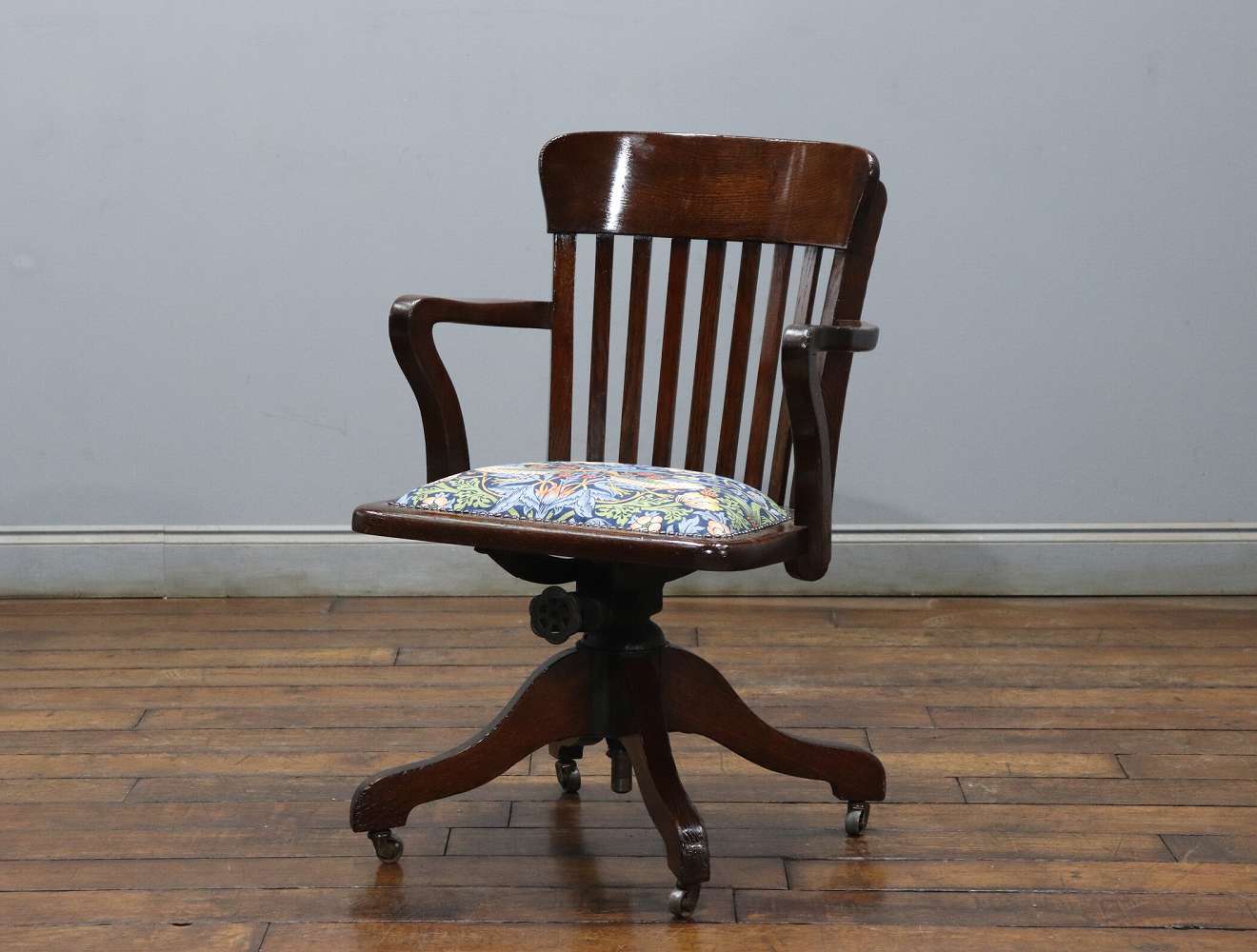 デスクチェア | アンティーク家具,with ウイリアム・モリス | イギリス