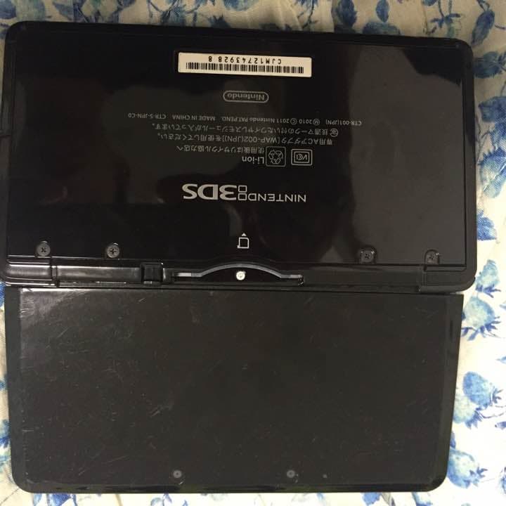 3DS（黒） Amazon.com: Nintendo 3DS XL - Black [Old Model] (Renewed) [video